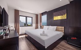 Vy Thuyen Hotel